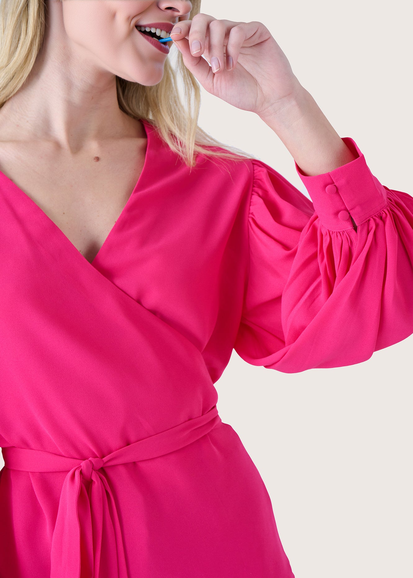 Blusa Benoit con incrocio