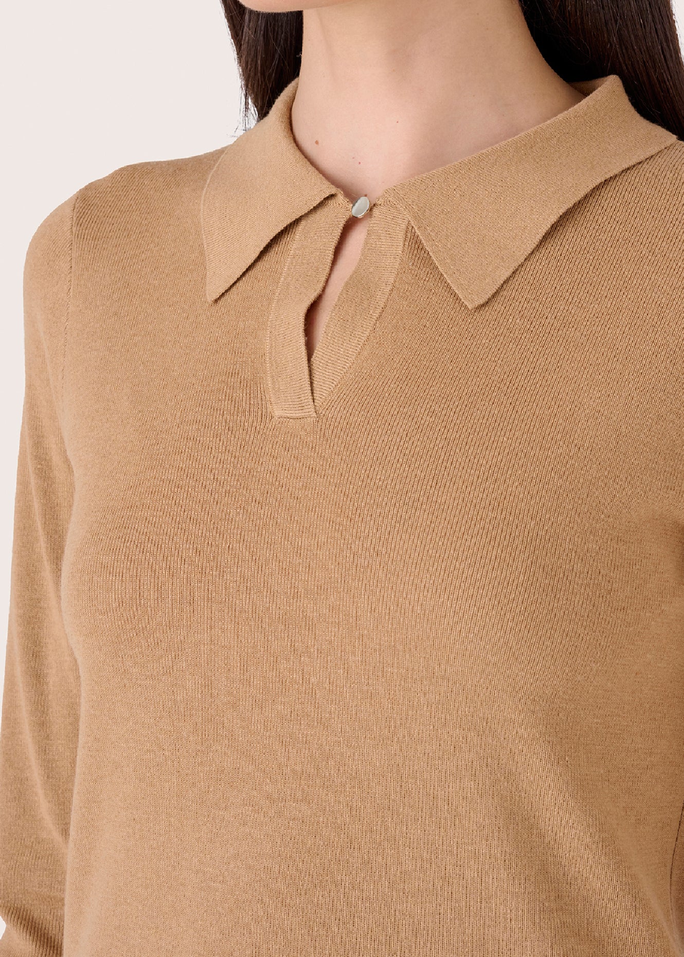 Maglia Maori con scollo a goccia