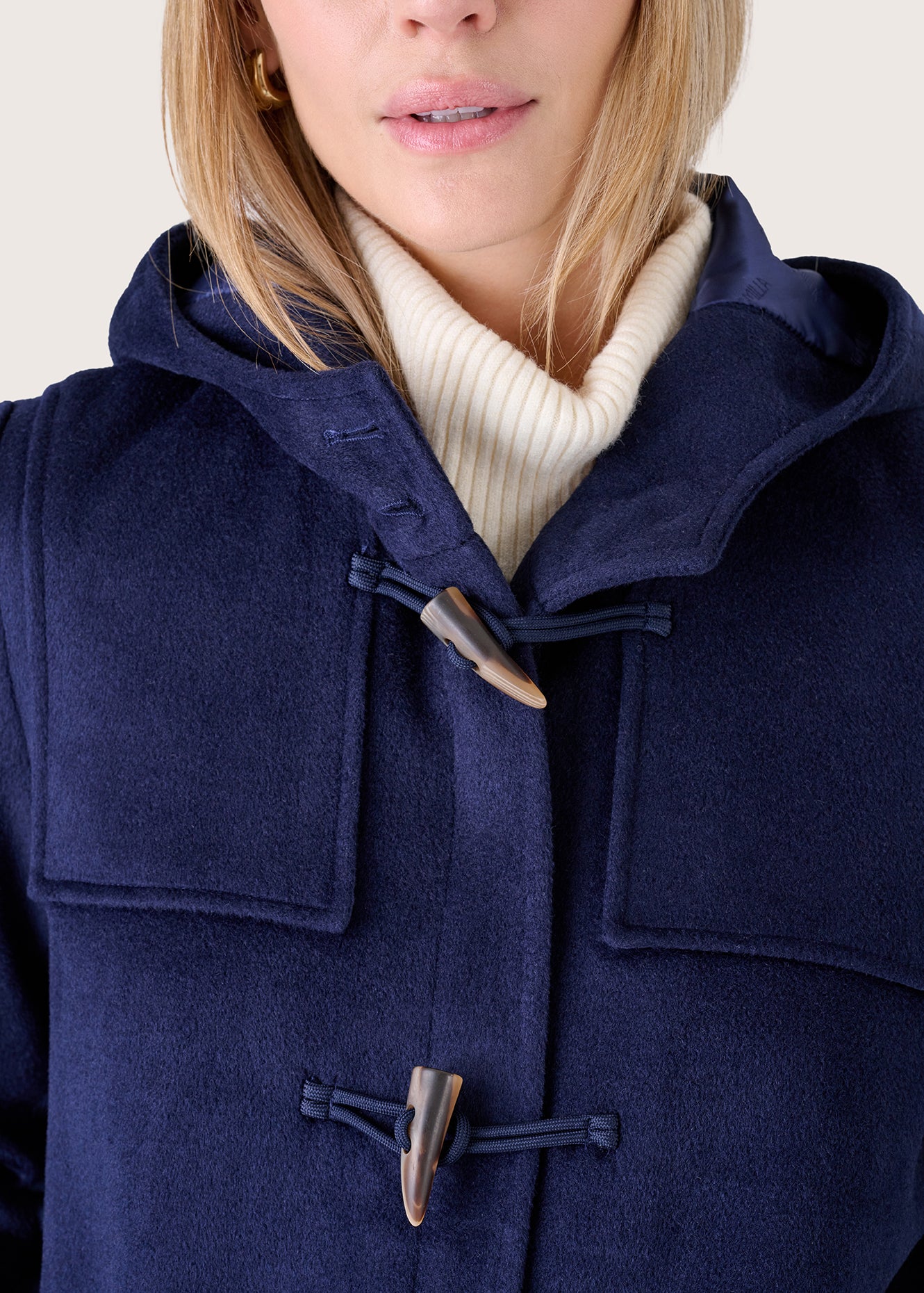 Cappotto Cathryn modello Montgomery