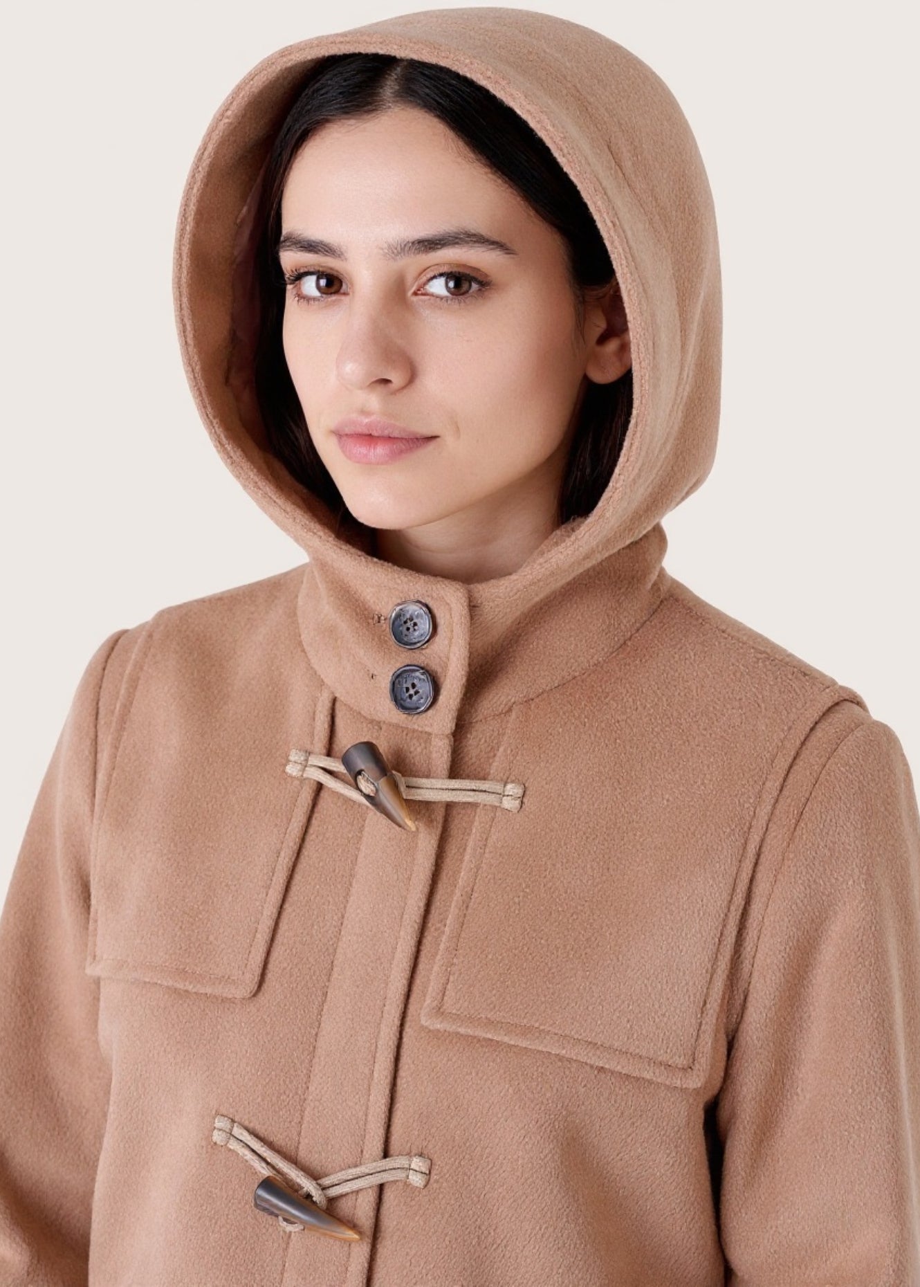 Cappotto Cathryn modello Montgomery