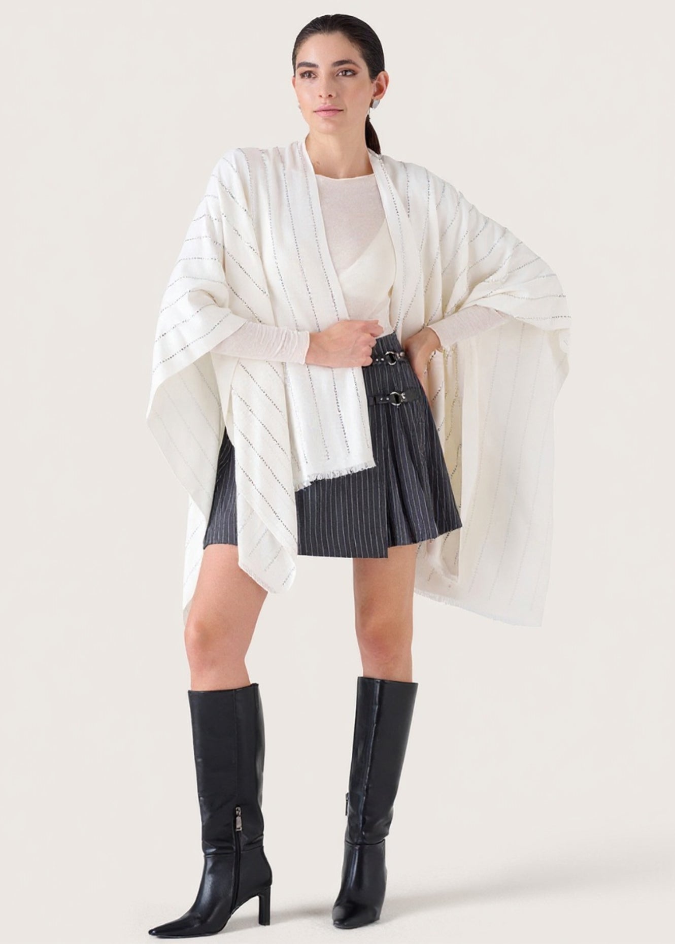 Mantella Menea con micro strass