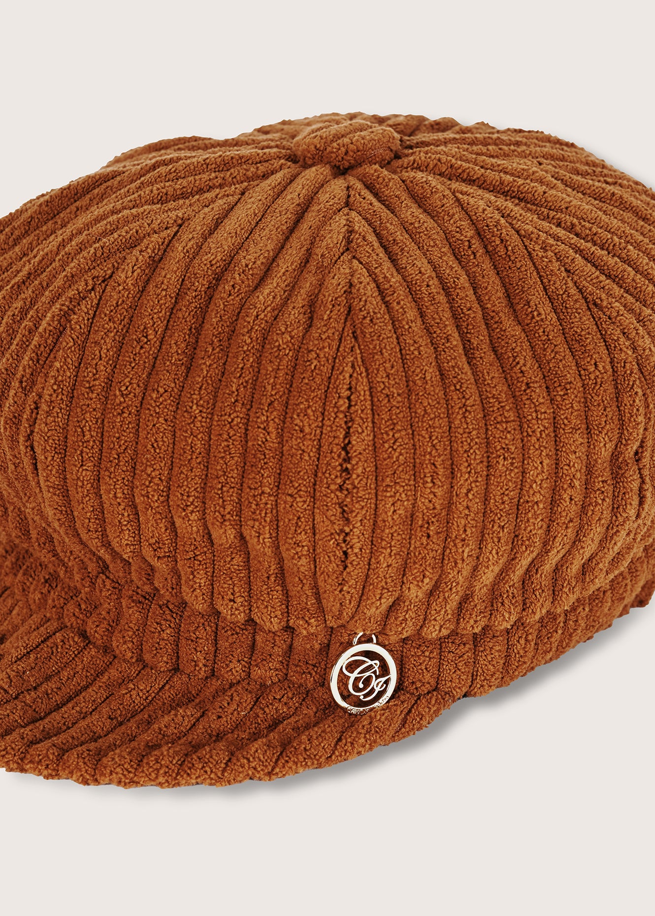 Basco Charlottea a costine