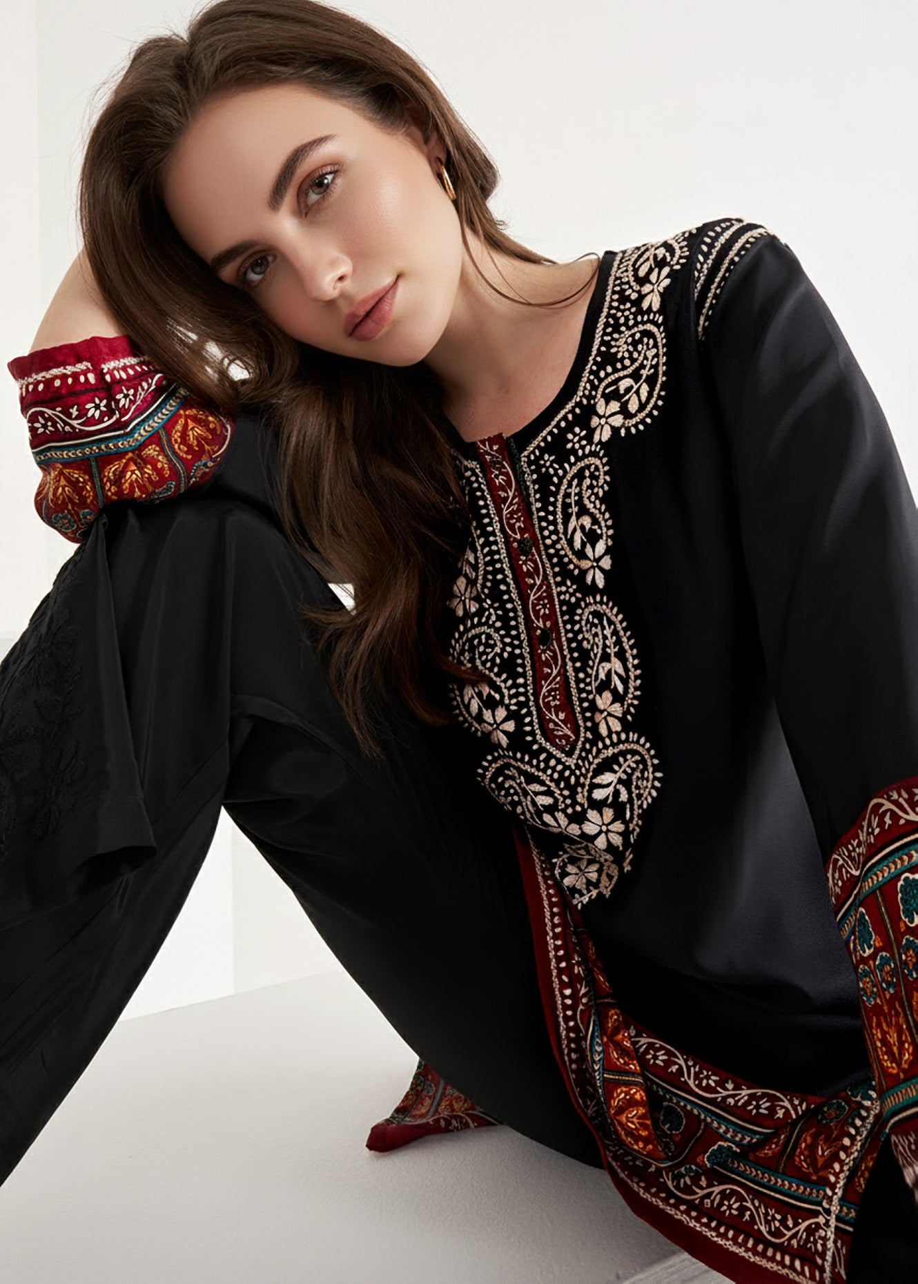 Blusa Blurta Fantasia Con Ricamo