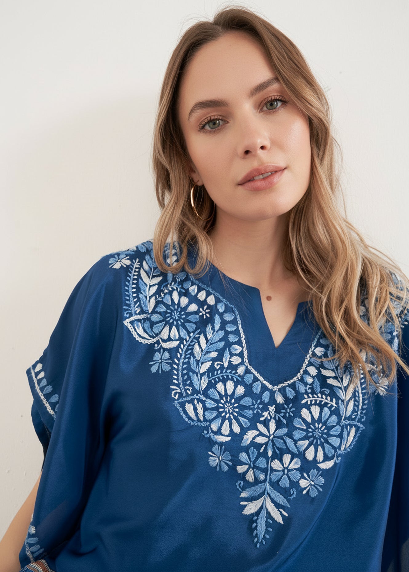 Blusa Batter Fantasia Con Ricamo