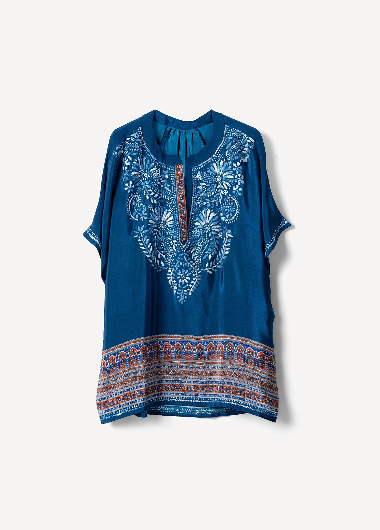 Blusa Batter Fantasia Con Ricamo