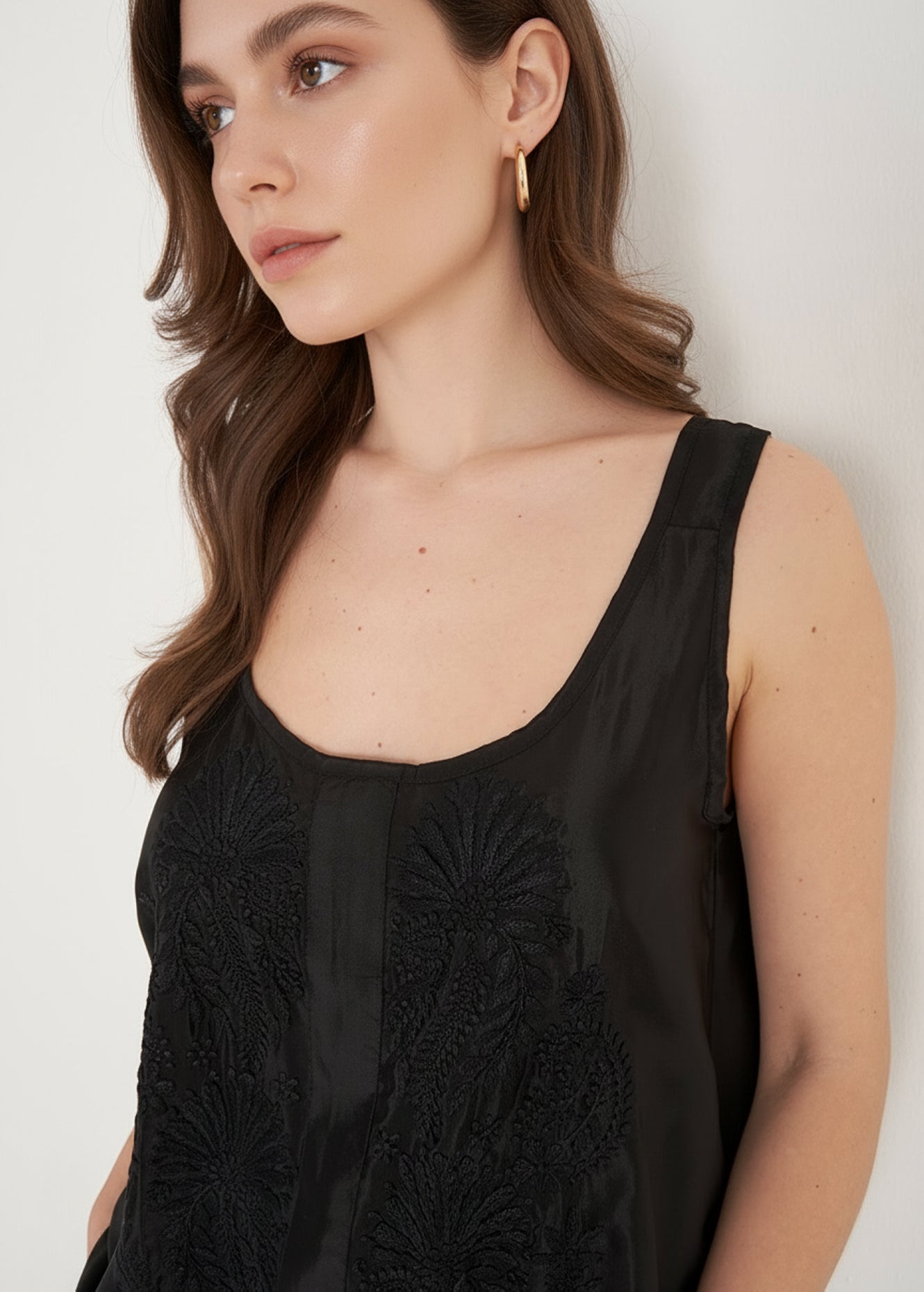 Top Tais Con Ricamo