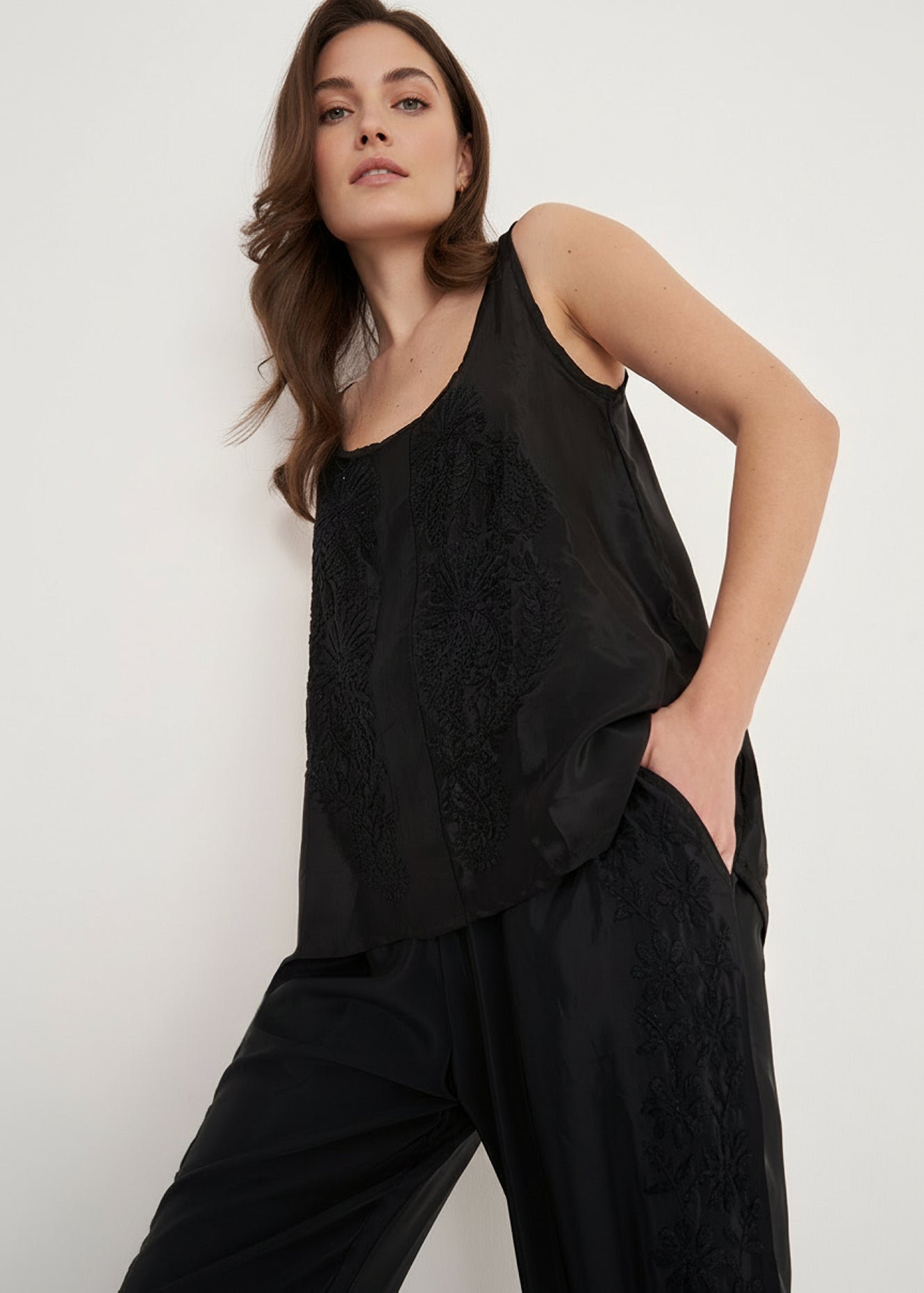 Top Tais Con Ricamo