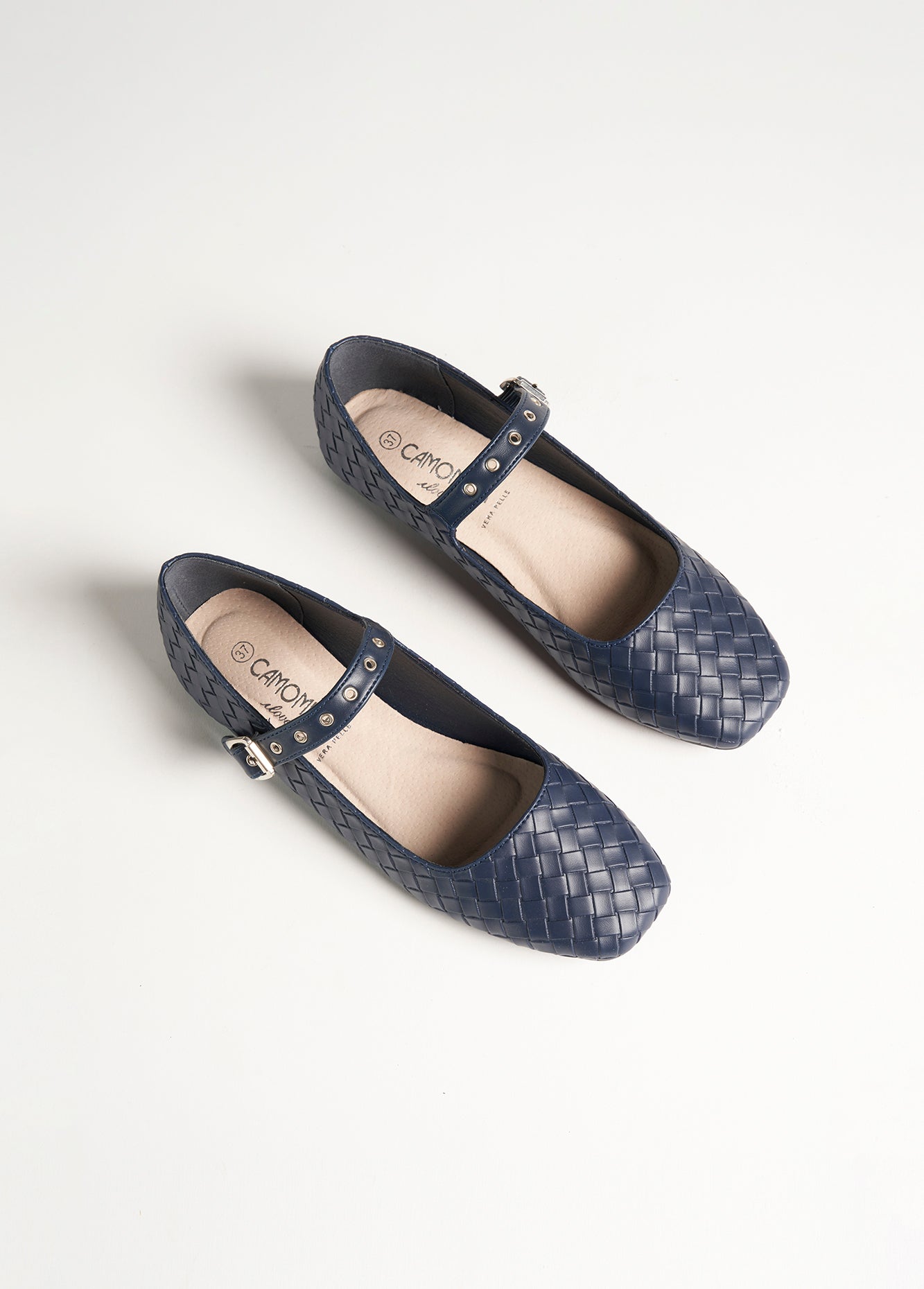 Balleria Saveria in ecopelle