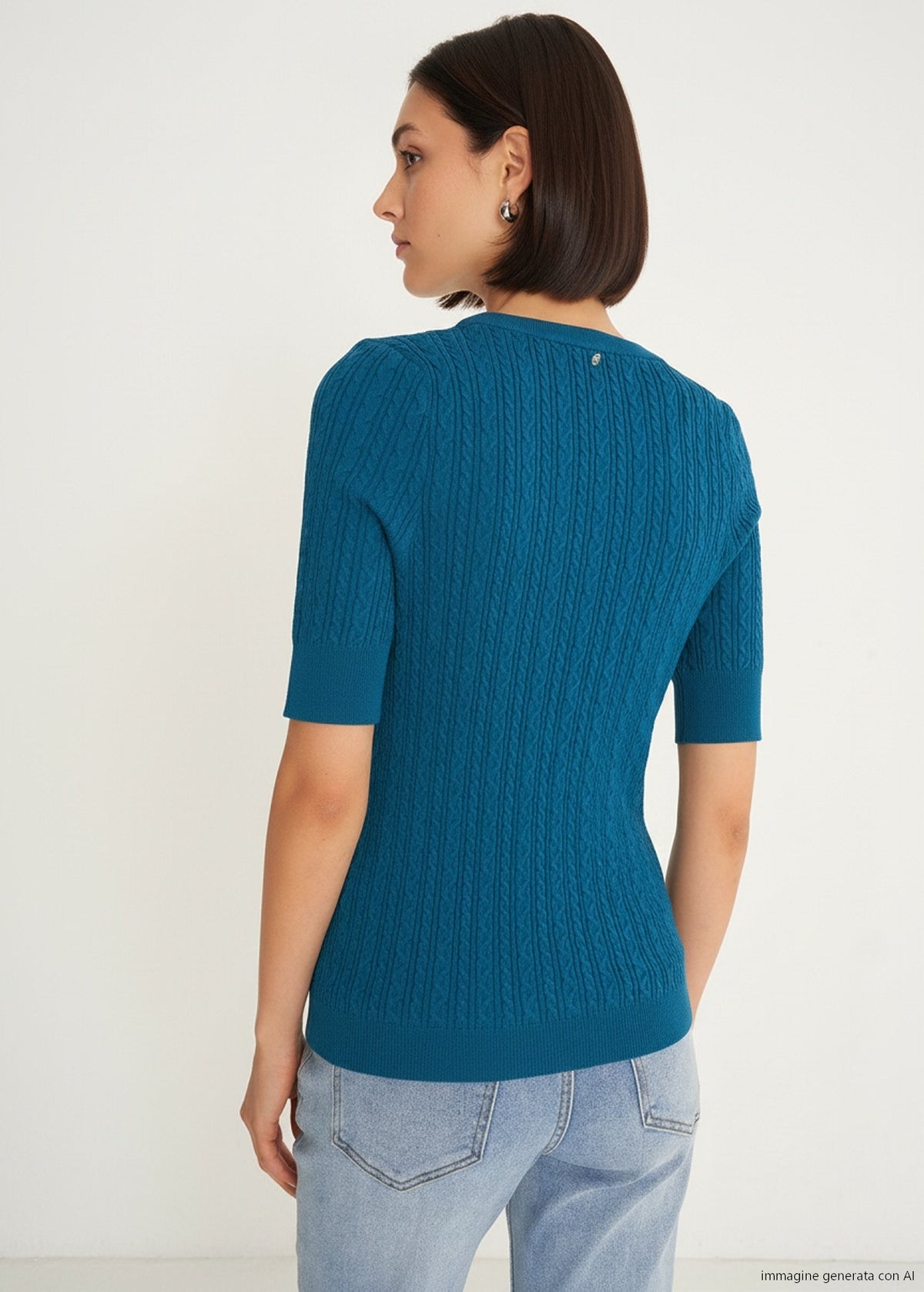 Maglia Marcel con lavorazione a treccia