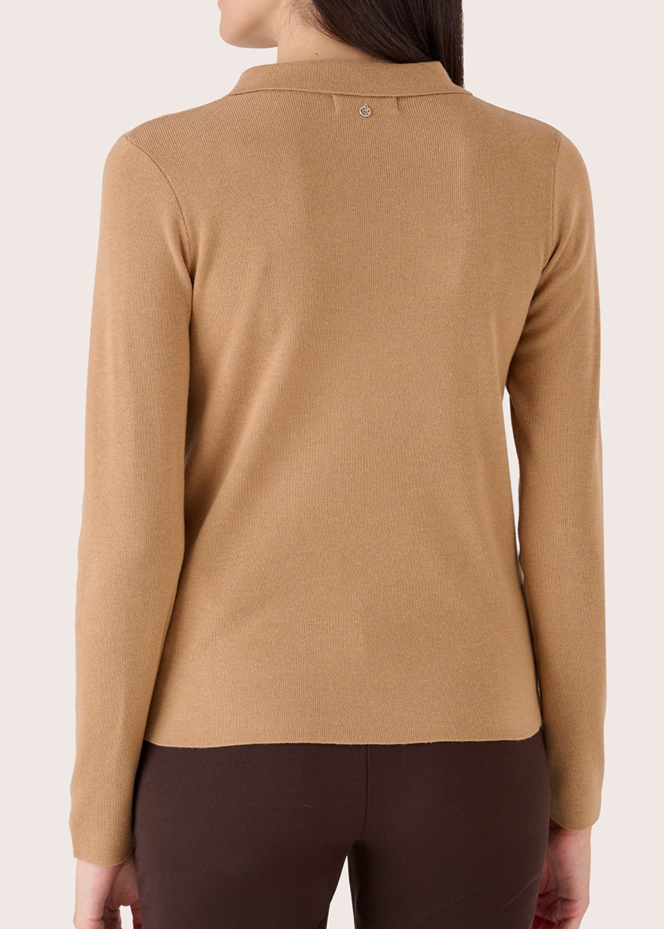 Maglia Maori con scollo a goccia