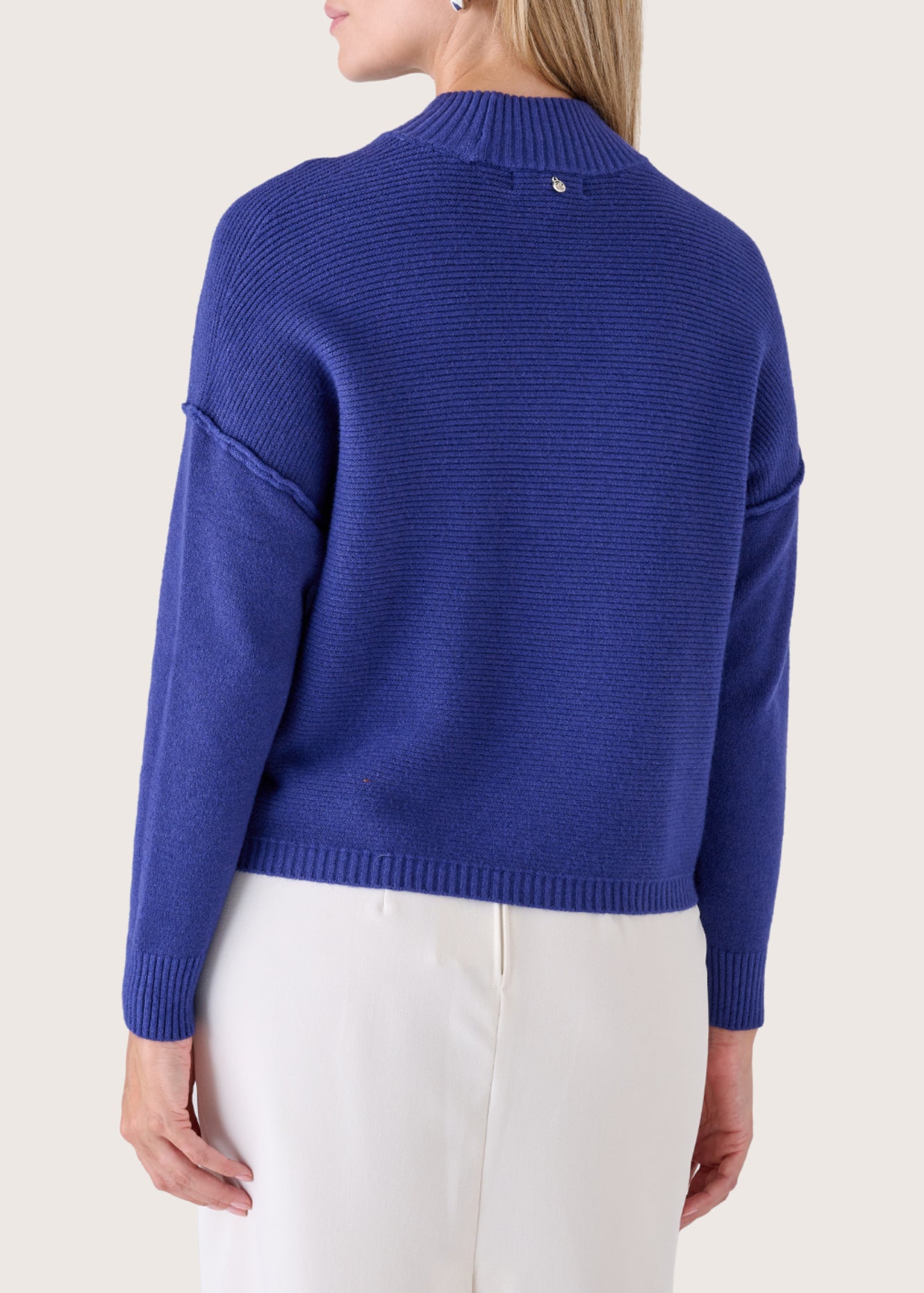 Maglia Murakami a collo alto