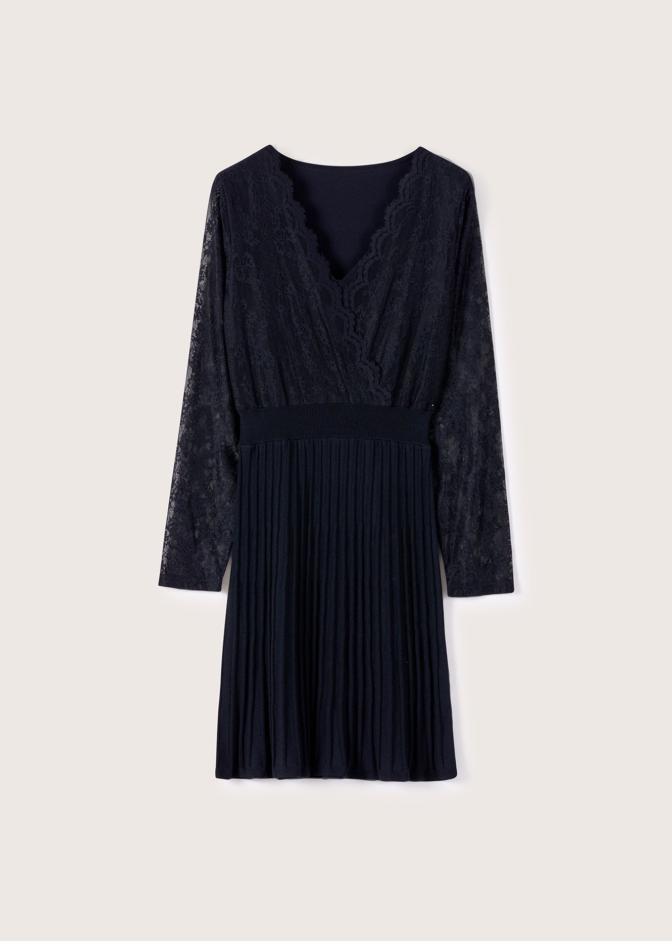 Abito Antigua con pizzo