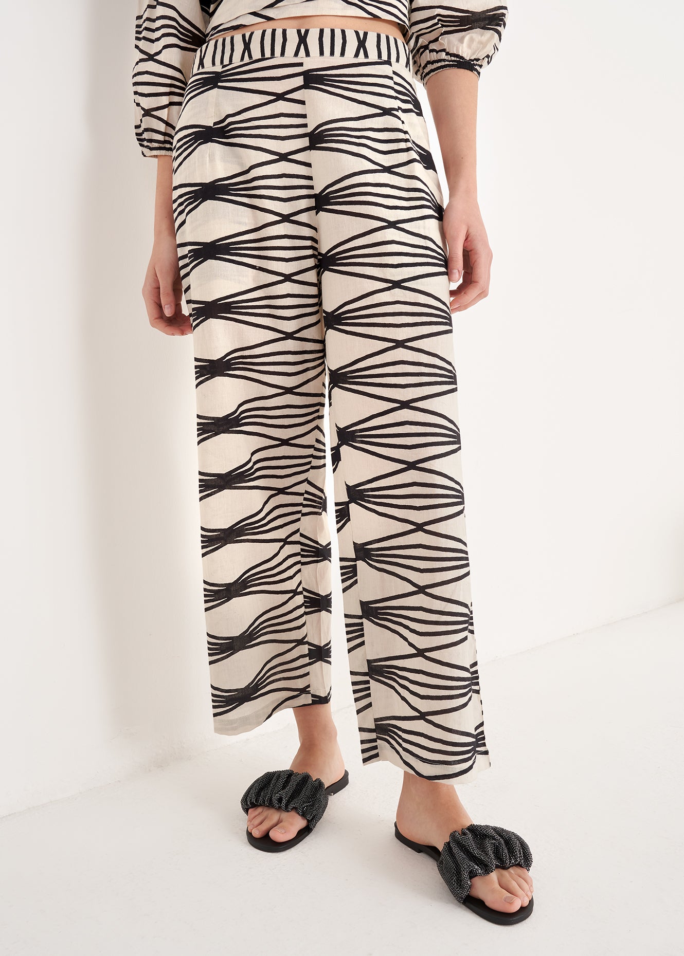 Pantaloni Perk Capri Fantasia