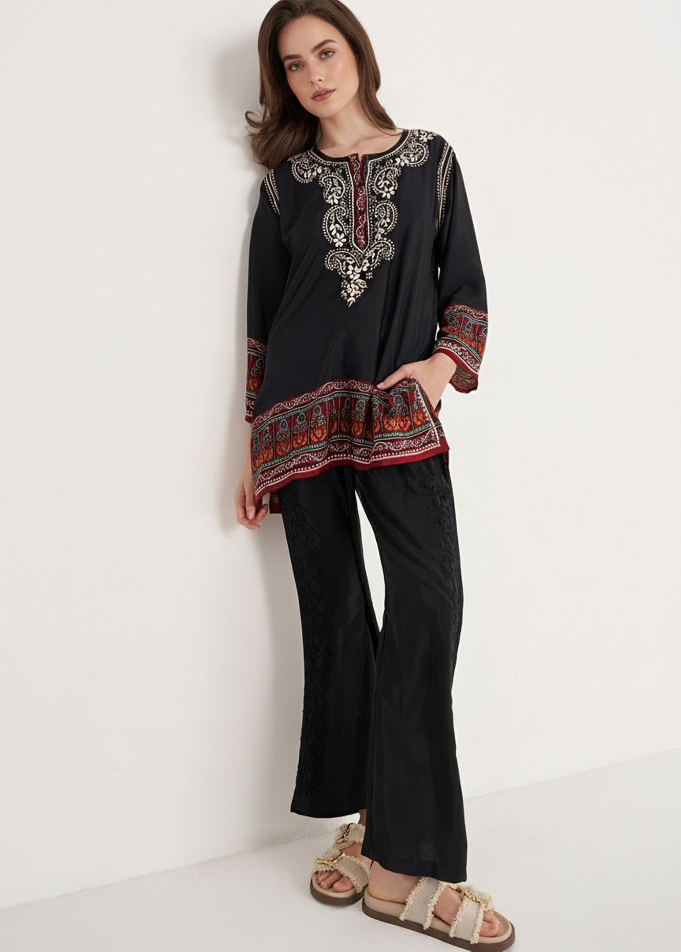 Blusa Blurta Fantasia Con Ricamo