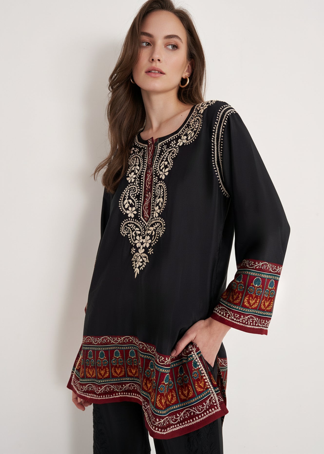 Blusa Blurta Fantasia Con Ricamo