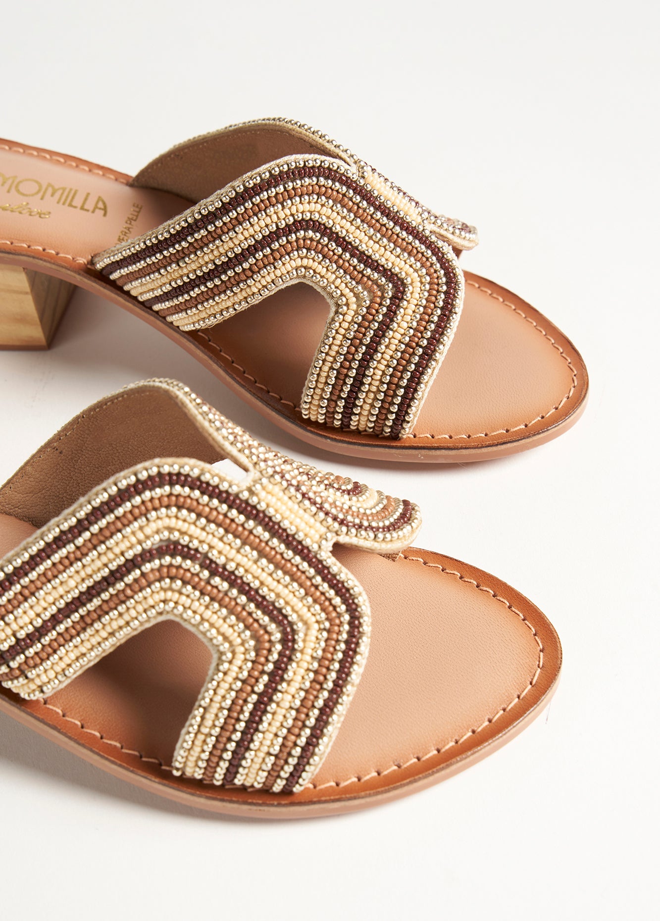 Sandalo Scelum con perline