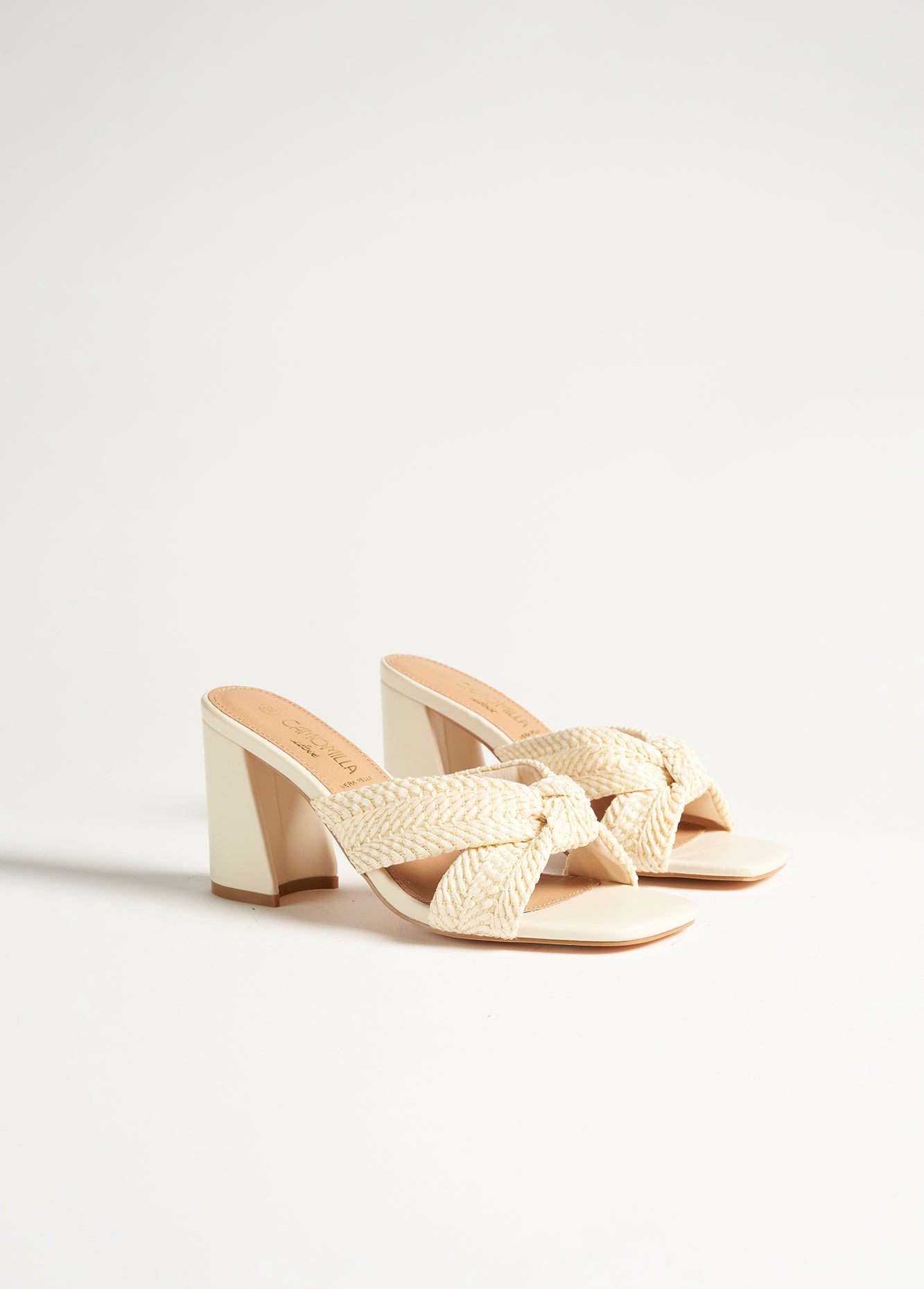 Sandalo Shiny in paglia