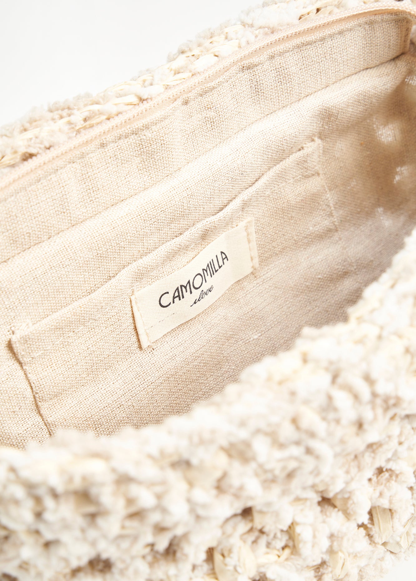 Pochette Bila in carta intrecciata