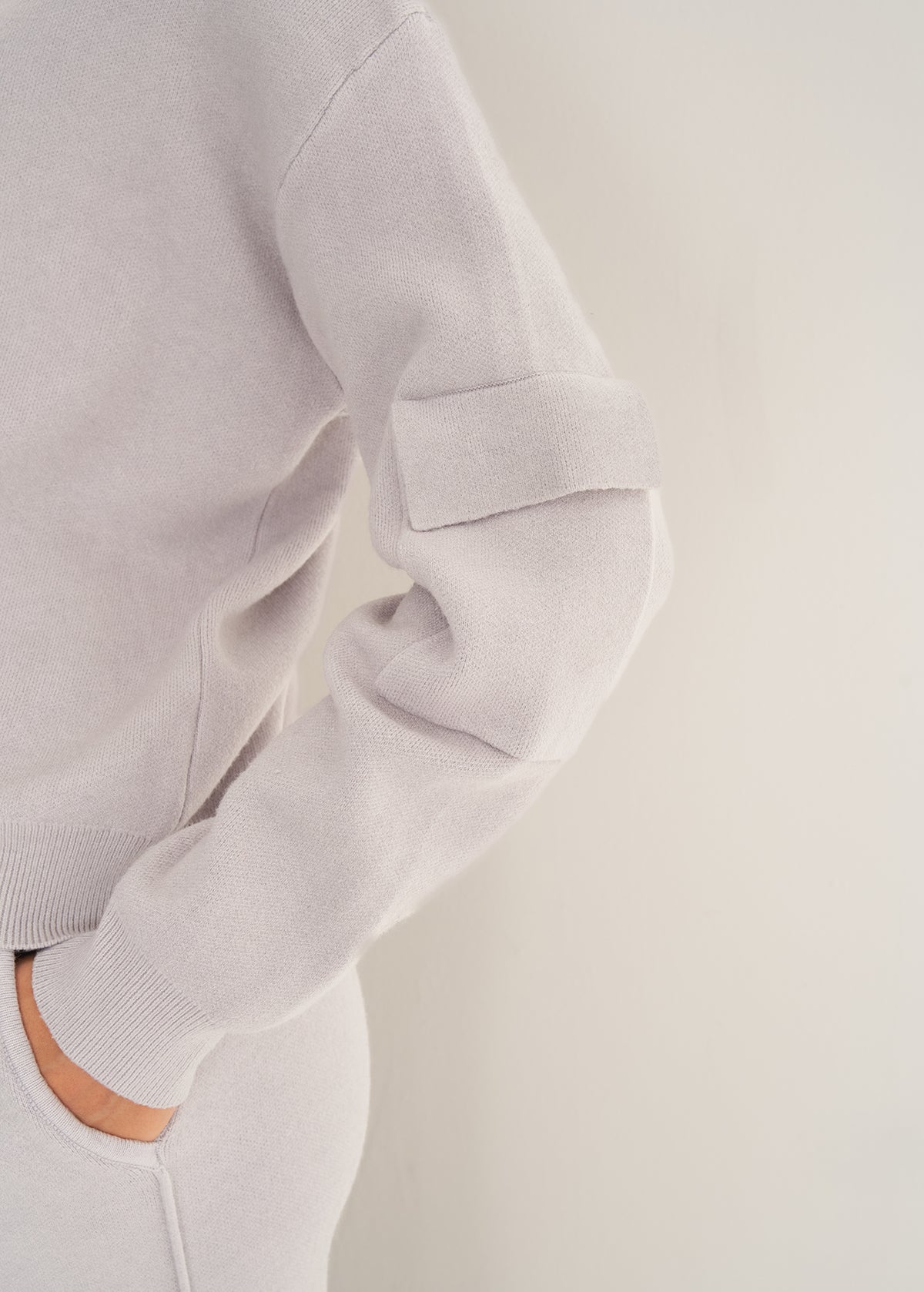 Maglia Monia con tasca sulla manica